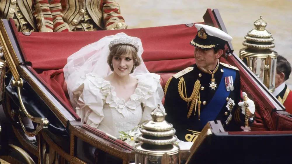 Livro do irmão de Diana provoca nova crise na família real antes do lançamento