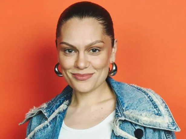 Reprodução/@jessiej